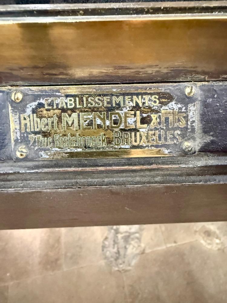 SHOP DISPLAY CASE, EARLY 20TH CENTURY