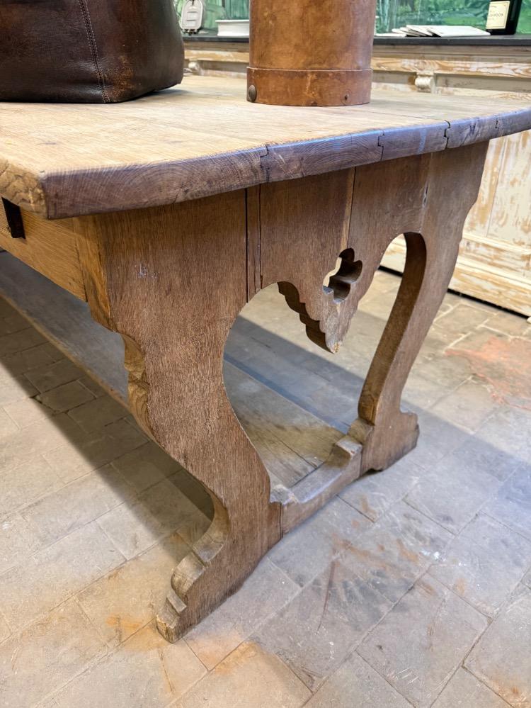 SILKER'S TABLE, MID-19TH CENTURY