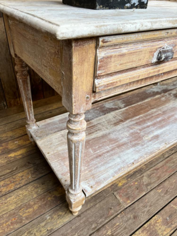 Store console, early 20th century