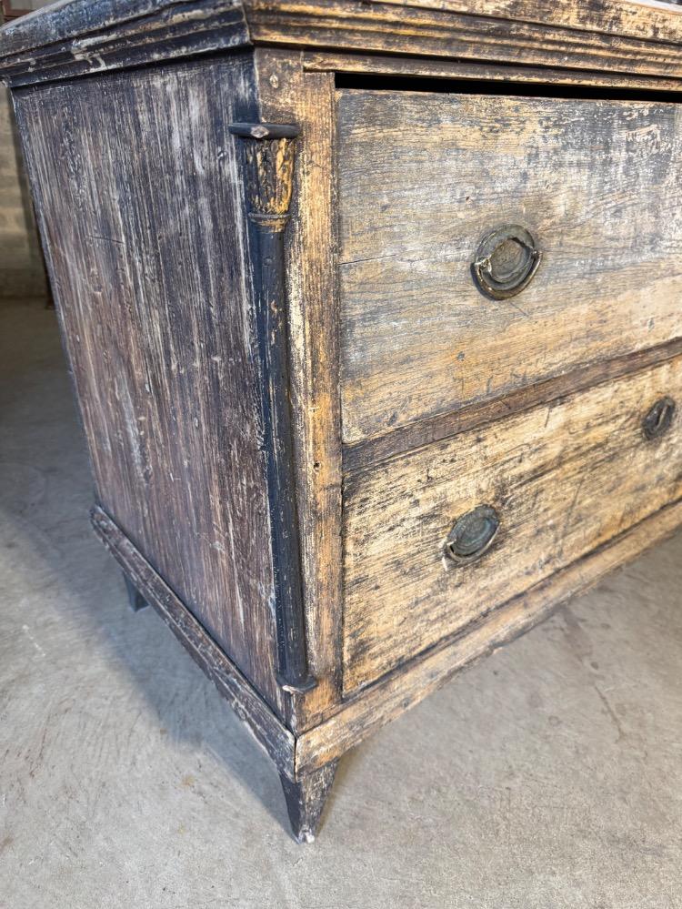 SWEDISH CHEST OF DRAWERS, 19TH CENTURY