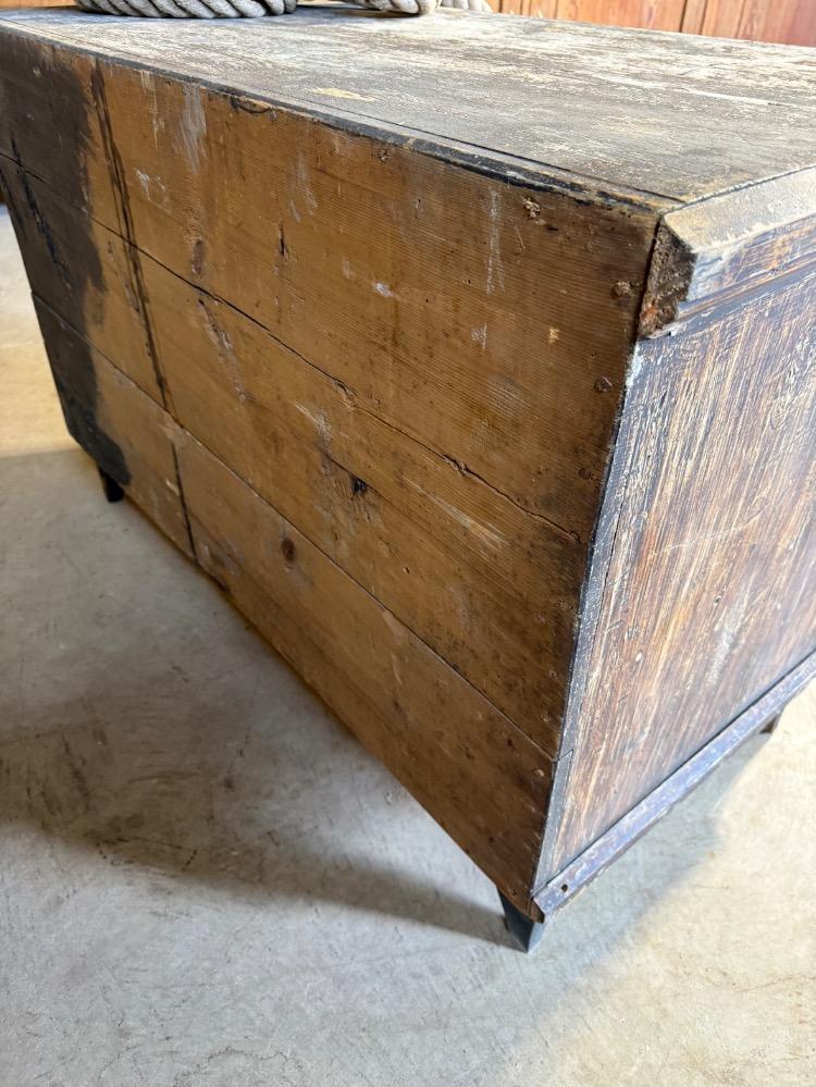 SWEDISH CHEST OF DRAWERS, 19TH CENTURY